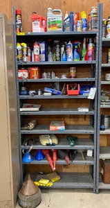 lot 55 image: Garage Items