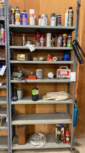 lot 56 image: Garage Items