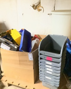 lot 105 image: Storage Bins