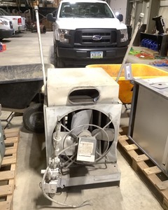 lot 107 image: Garage Heater