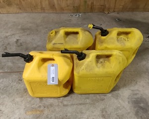 lot 112 image: Diesel Cans