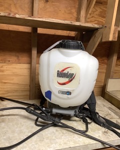 lot 118 image: Backpack Sprayer