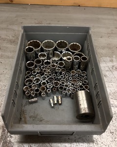 lot 80 image: Lots of Sockets