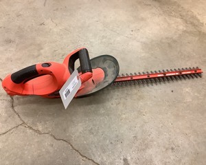 lot 51 image: Hedge Trimmer