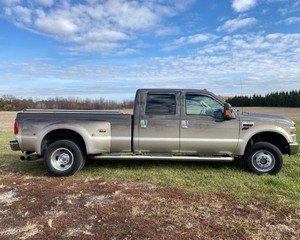 lot 1 image: 2008 Ford F-350 Super Duty