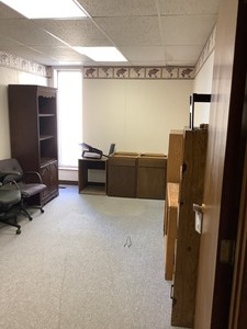 lot 178 image: Entire Contents of Room