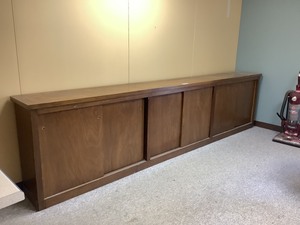 lot 179 image: Big Countertop with Storage