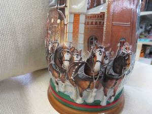Budweiser 1997 Holiday mug