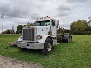 1987 Peterbilt 357 Truck - Caterpillar 3306 - 7 Speed Eaton Fuller Transmission - SEE VIDEO - NO RESERVE