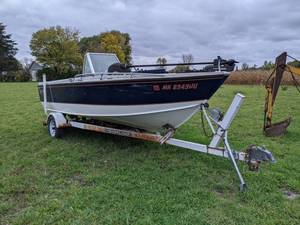 1987 Lund Tyee 5.5 18 Boat and Trailer