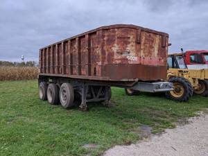 1974 Summit End Dump Trailer - NO RESERVE