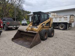 Caterpillar 236 Skidloader - SEE VIDEO - NO RESERVE
