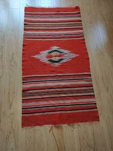 lot 18 image: Handwoven Shawl