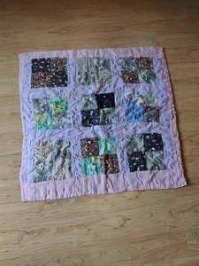 lot 20 image: Baby Quilt