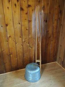 lot 1 image: Washtub Bass