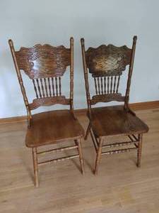 lot 56 image: Pair of Vintage Chairs