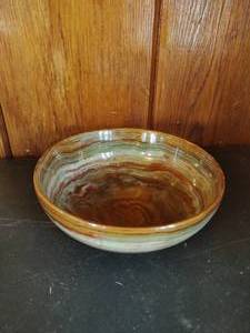 lot 80 image: Lathed Onyx Bowl