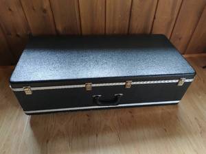 lot 81 image: Large Music Instrument Equipment Case