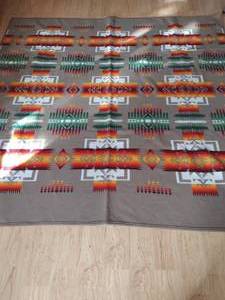 lot 225 image: Wool Pendleton Blanket