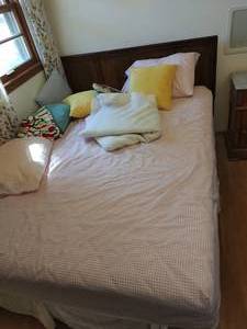 lot 269 image: Vintage Full Size Headboard and Bed