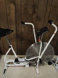 lot 279 image: Schwinn Air Dyne Stationary Bike