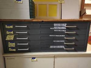 lot 291 image: Five Drawer Cabinet