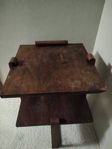 lot 313 image: Vintage Shelf