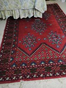 lot 315 image: Large Area Rug