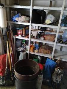 lot 331 image: Contents of Shed