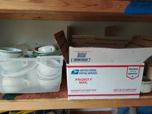 lot 172 image: Collection of mainly assorted Vintage Restaurant coffee mugs from around the USA and some China