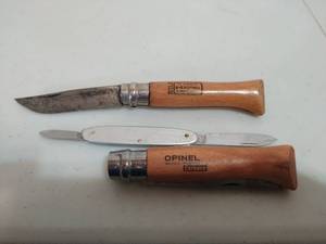 lot 134 image: 3 Knives