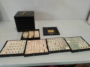 lot 141 image: Vintage Lacquered Mah-Jongg Game Set