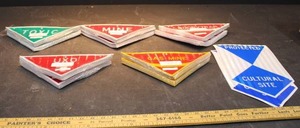 LOT OF 202 REFLECTIVE MARKERS