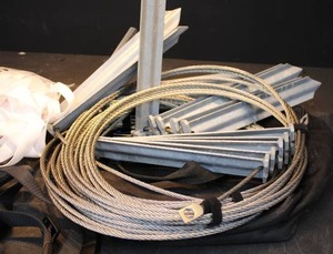 LOT OF MISC STRAPS AND GROUNDING SYSTEM