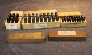 LOT OF LETTER & NUMBER STAMPS, 2 SHARPENING STONES
