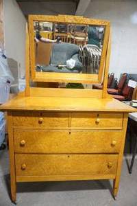 Dresser