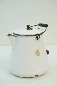 Coffee pot