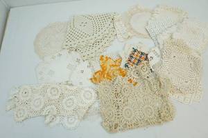 Doilies and runners