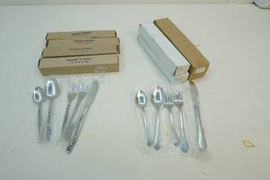 Place setting silverware