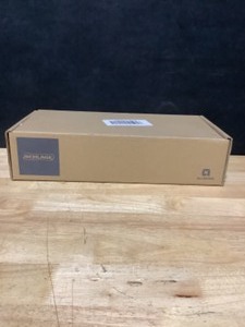 Schlage Camelot Bright Brass Entry Door handle with Georgian Door Knob. See Pictures