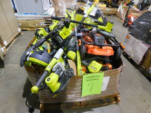 lot 7 image: WHOLESALE PALLET LOT OF POWER TOOLS FOR PARTS  REPAIR