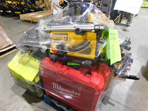 lot 8 image: WHOLESALE PALLET LOT OF POWER TOOLS FOR PARTS  REPAIR