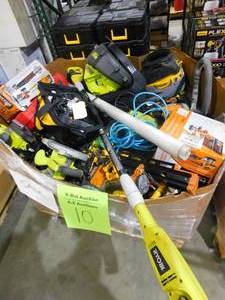 lot 10 image: WHOLESALE PALLET LOT OF POWER TOOLS FOR PARTS  REPAIR