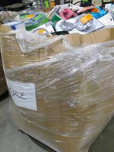 lot 33 image: WHOLESALE PALLET LOT OF GENERAL MERCHANDISE, SMALLS