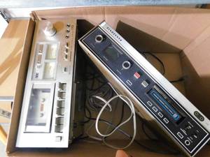 lot 25 image: Old Stereo Components 8 TRACK and CASSETTE