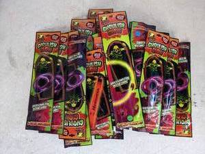 lot 33 image: Lot of (20) Ghoulish Glow Bracelets & Necklaces