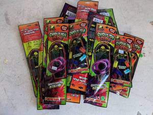 lot 37 image: Lot of (20) Ghoulish Glow Bracelets & Necklaces