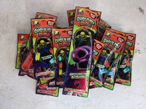 lot 42 image: Lot of (20) Ghoulish Glow Bracelets & Necklaces