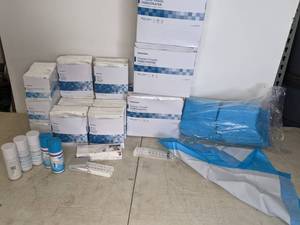 lot 379 image: Large Lot of Medical Supplies Gauze Sponges, Fenestrated DrapesTowels, Blue Procedure Underpads