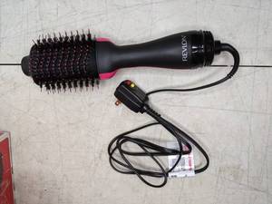 lot 389 image: Revlon Volumizer BrushDryer in One-New & Improved